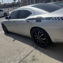 07 Charger 