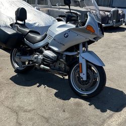 2000 BMW R1100RS