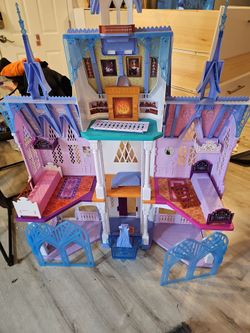 Elsa castle large