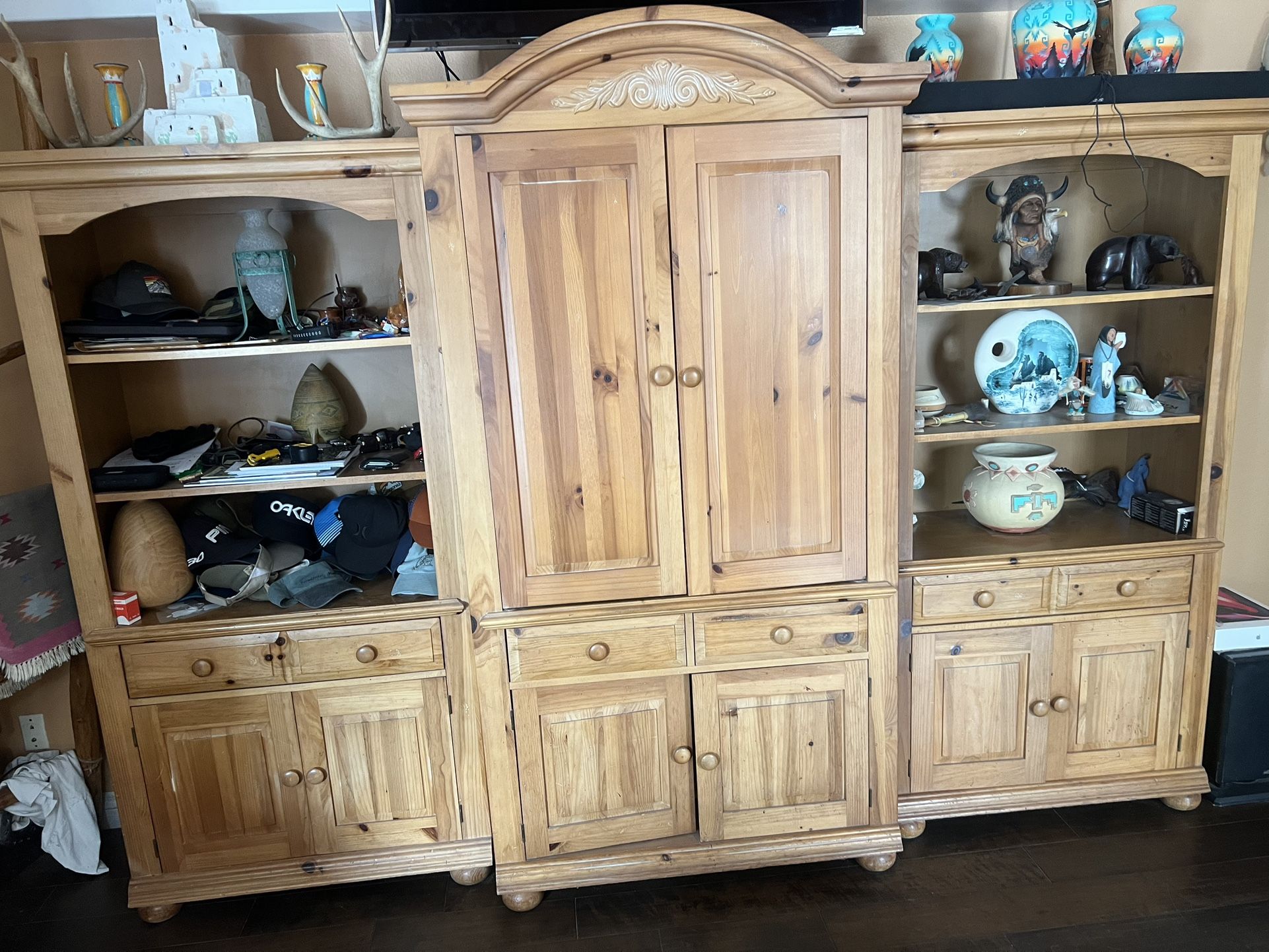Broyhill Fontana Style “3 Pieces Entertainment Wall Center “