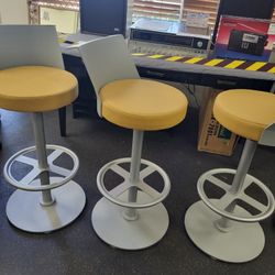 HON Flock Swivel Stools (4) available barstools