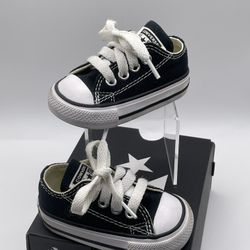 Converse Shoes Unisex Baby Size 2 CTAS OX Athletic Black 7J235 Lace Up Low Top