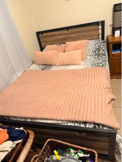 Full Bed with Mattress