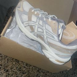 ASICS Gel Size 9