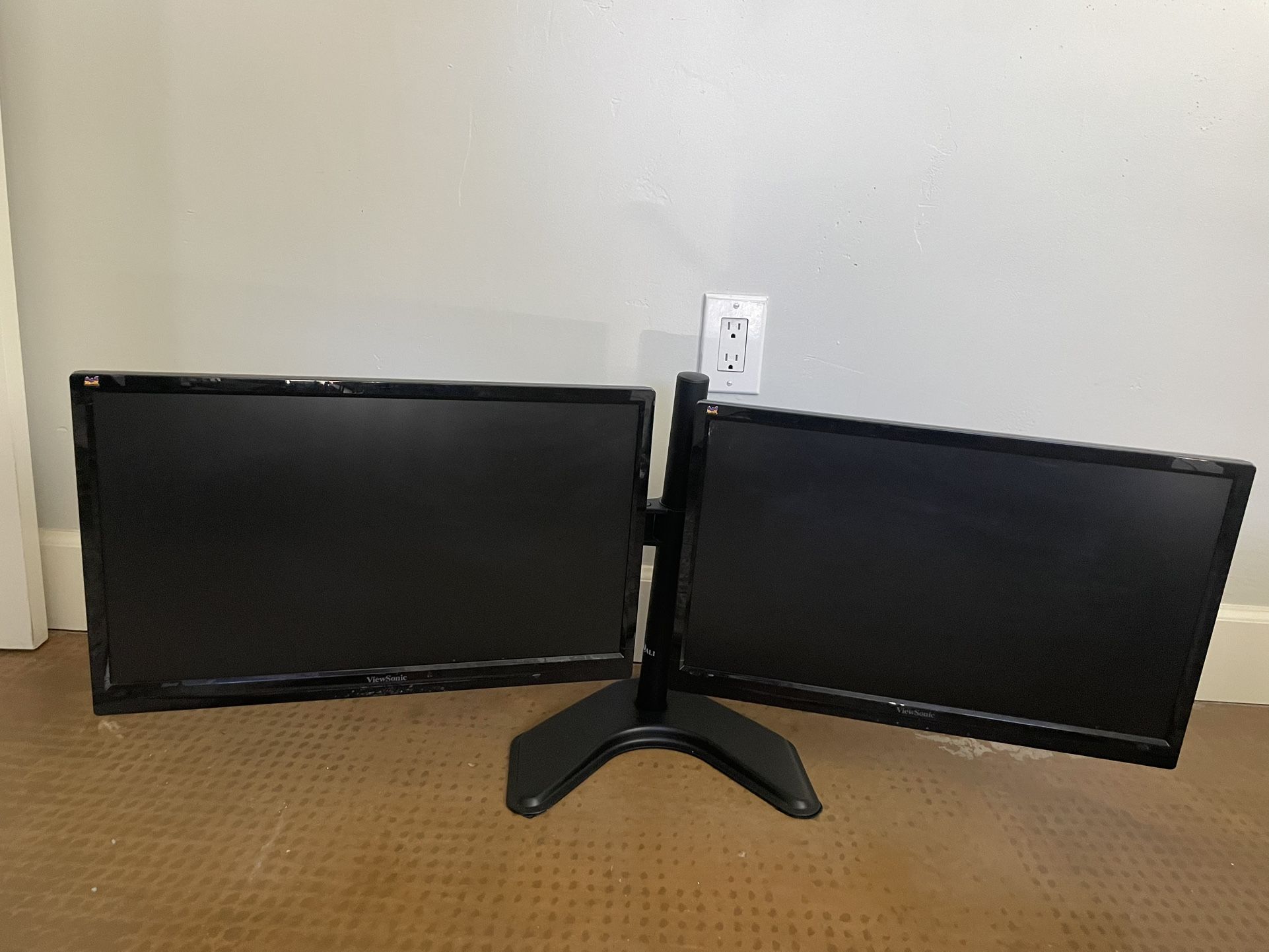 Dual Monitor