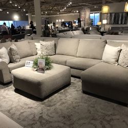 Ashley 3pc sectional