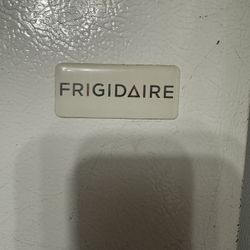 Regular Refrigerator  No Top Freezer 