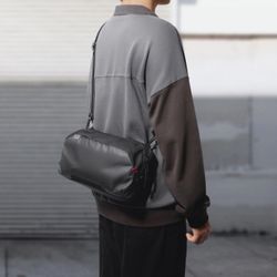 Tomtoc Arccos-G47 Travel Bag For Nintendo Switch, SteamDeck, Asus ROG Ally, Lenovo Legion Go