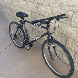 Giant Yukon Mountain Bike