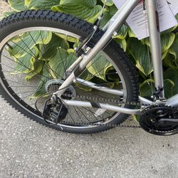 Men’s Mountain Bike