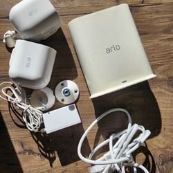Arlo Camera 2 Set With Router 