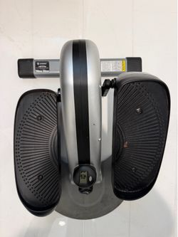 Stamina InMotion E-1000 Elliptical Trainer
