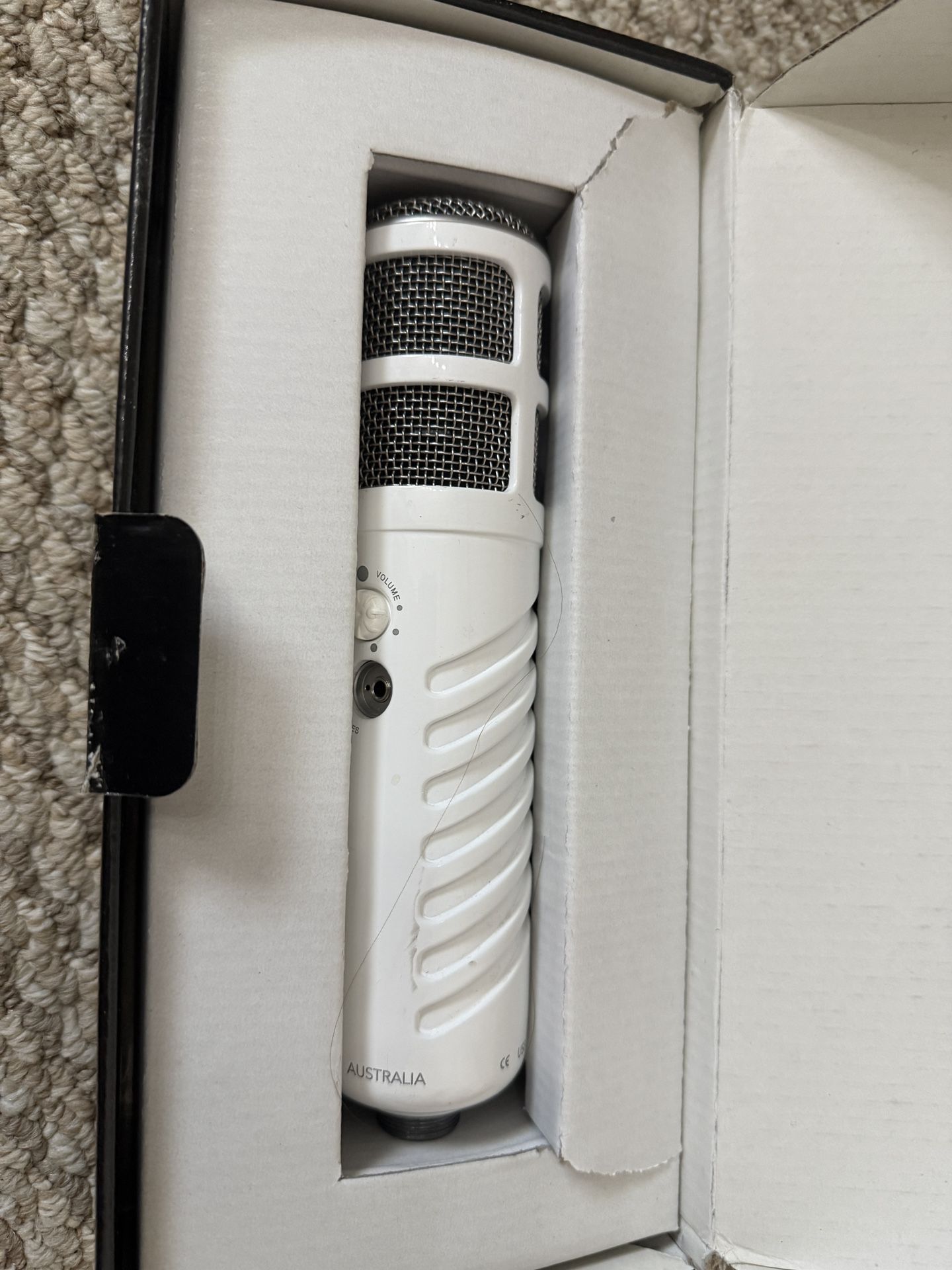 Rode Podcaster With Shockwave Mount