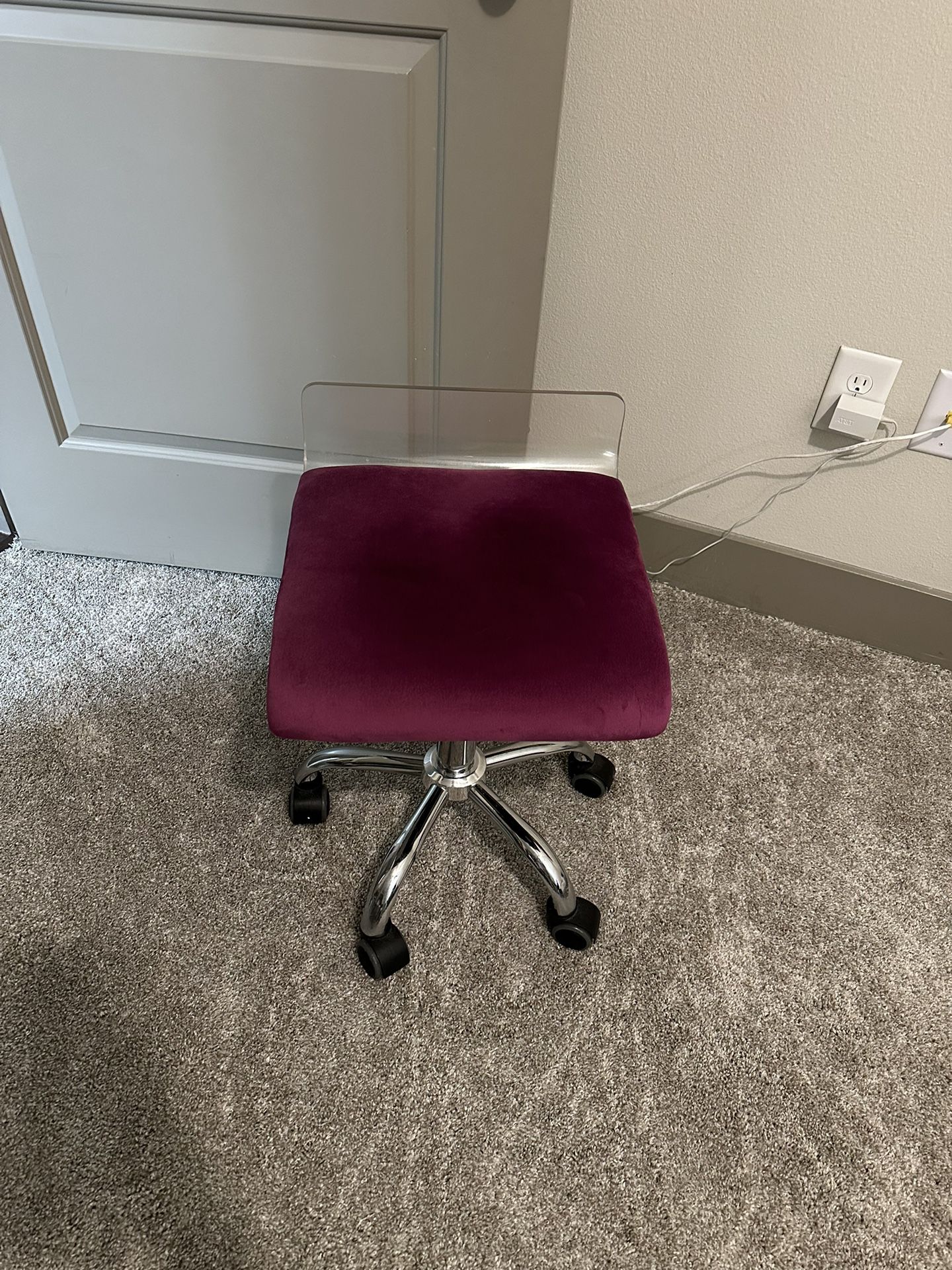 Adjustable Vanity Chair