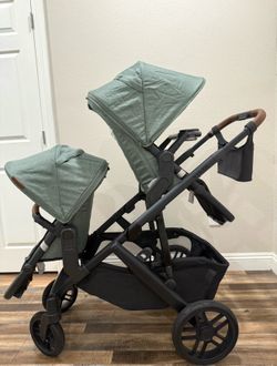Like new Uppababy double vista v2 Green Gween and accessories