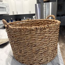 Extra Large Study Wicker Basket