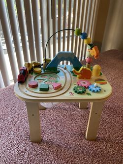 Baby Entertainment Table