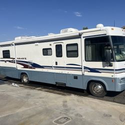2004 Winnebago Brave