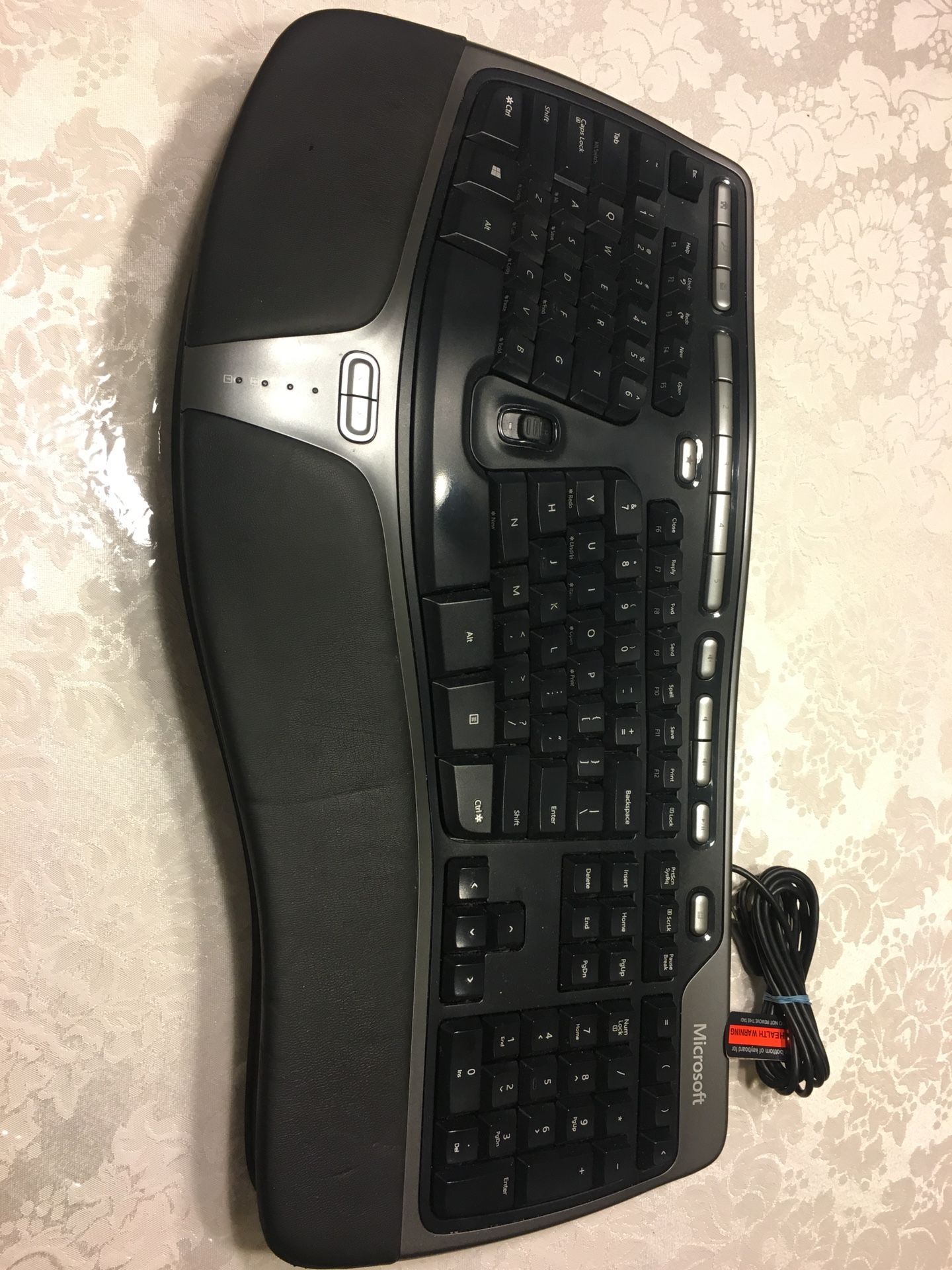 Microsoft Natural Ergonomic Keyboard 4000 for Sale in Chandler, AZ