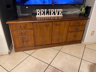 Tv holder