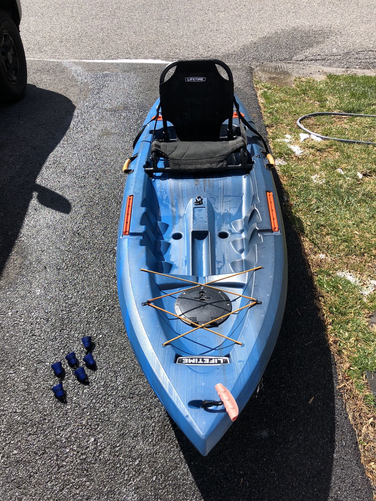 Lifetime Teton 100 Fishing kayak 