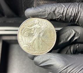 1oz .999 sliver round - American Silver Eagle 1996