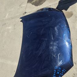 Kia sorento hood oem  16 to 20