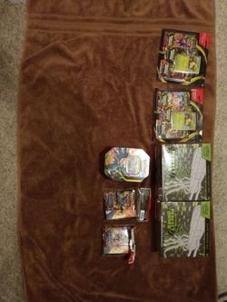 Lot of pokemon cards