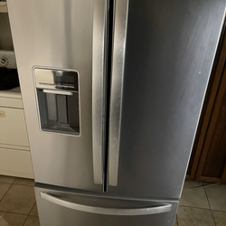 30” Whirpool refrigerator  French door compact size