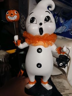 Vintage-looking Halloween Ghost