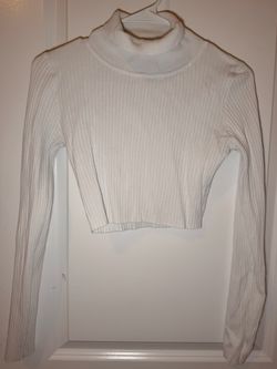 White Ribbed Turtleneck Crop Sweater