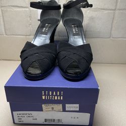 Stuart Weitzman Norma Crepe Black 7.5 Patent & Other good To Vgc