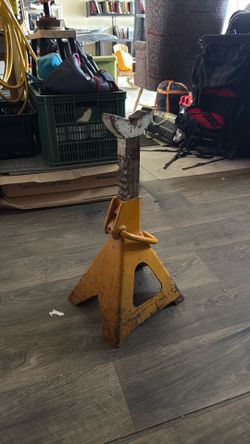 Heavy duty jack