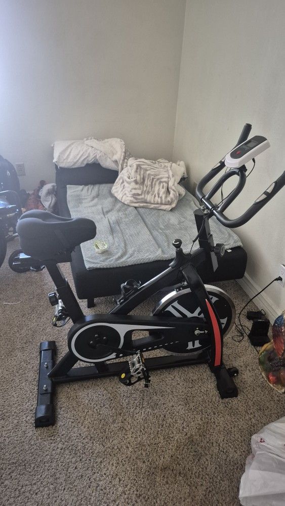 Stationary Bike Exercice