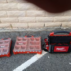Milwaukee Pack Out Tool Bag And Bins
