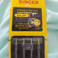 NIP 4 Singer Premium Ball Point Yellow Needles