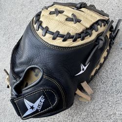 All Star Youth Catcher Glove In Excellent Condition Have More Equipment Available