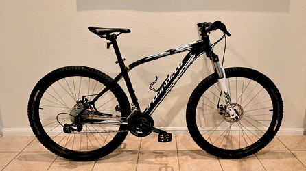 SPECIALIZED PITCH 27.5" MTB 24-SPEED DRIVETRAIN ALL ORIGINAL! - $450 (South Fort Worth)