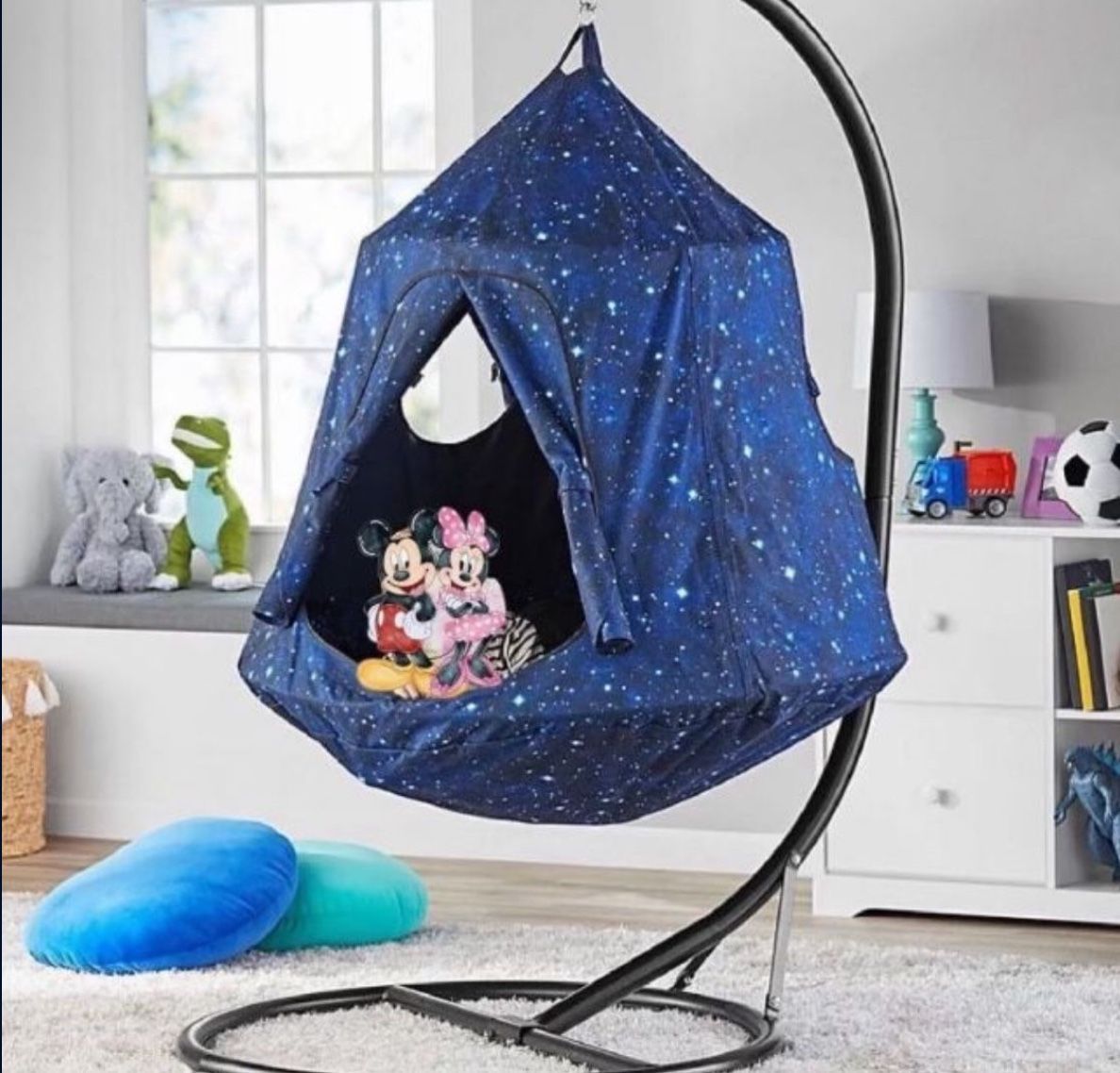 Kids Cozy Hanging Pod (NEW IN BOX)