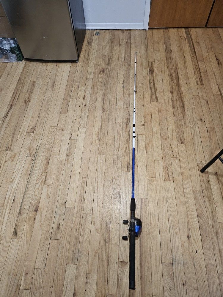 SHAKESPEARE 6'6" ROD/REEL