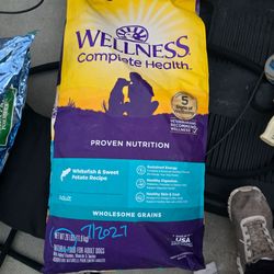 Wellness Complete Health Adult Dry Dog Food 26 lb