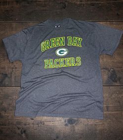 Green Bay Packers T-Shirt Size Large