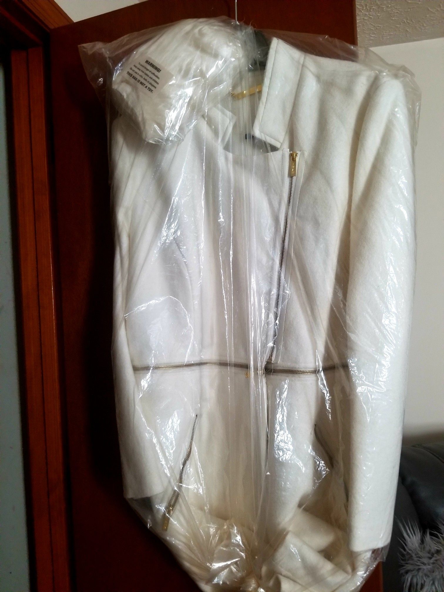 Women's sz 3x off white wool coat