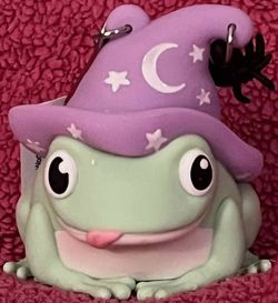 Bath & Body Works 2025 Halloween Frog Witch Hat Pocketbac Hand Sanitizer Holder NEW!