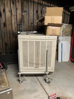 Evaporative cooler swamp cooler