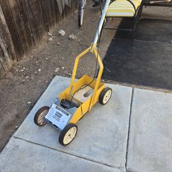 Rust-Oleum Striping Machine 