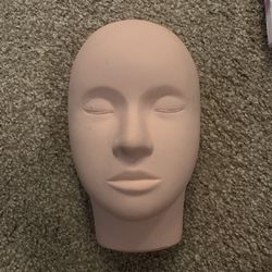 Eyelash Mannequin Head 