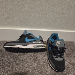 Men's Nikes Size 10.5