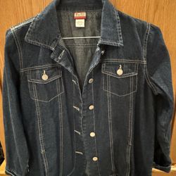 Like New WOMENS Tudor Court Size Small Jeans Jackets With Buttons Inside & Outside Pockets