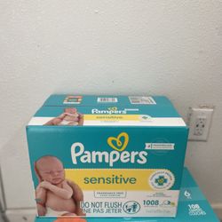 Pampers & Wipes 